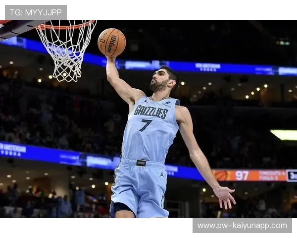 卫冕冠军雷霆19分大逆转！亚历山大35+7+6统治末节